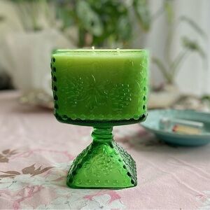 Indiana Glass Harvest Grape Compote Scented Soy Candle
Neroli & Jasmine